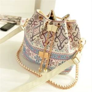 fashionable women’s handbag – trendy shoulder bag for daily use