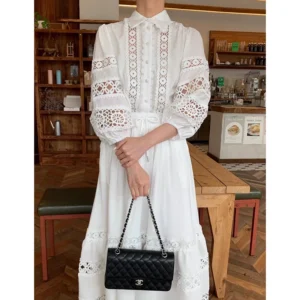 South Korea's Dongdaemun spring retro palace style hollow lace lantern sleeve shirt + high-waisted A-line skirt suit